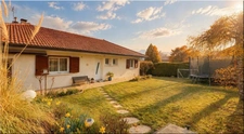 Maison à vendre 6 pièces CHALLEX (01) Maison familiale de 152 m² avec piscine chauffée et jardin paysager