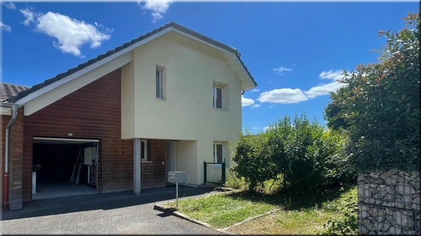Maison à vendre 4 pièces CHALLEX (01) Le confort d’un T4, avec la nature, le soleil et le calme en plus.