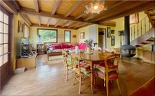 Property for sale 8 rooms (01200) Renovated 19th century farmhouse, 1.2 hectares of nature and breathtaking panoramic view! 