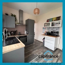 Maison à vendre 5 pièces  ()