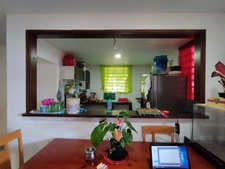 Dpt Guyane (973), à vendre KOUROU- Zone commercial Pariacabo- propriété de 5 logements - Terrain de 447m2  