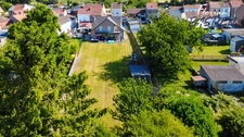 🏡 Maison d’architecte 2010 – 5 chambres – Terrain de 1 600 m² – Centre-ville de Petite-Forêt