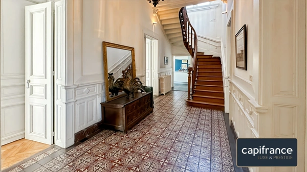 Élégance, volumes et caractère : la maison de maître dont vous rêviez