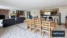 Volumes exceptionnels, semi plain-pied, appartement indépendant et parcelle de plus de 2 200 m²