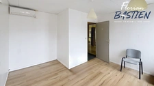IMMEUBLE PROFESSIONNEL DE 250 M² – CABINET DE KINÉSITHÉRAPIE ÉQUIPÉ