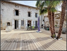 Maison à vendre 10 pièces PARTHENAY (79) - 306 m² - 6 ch - terrain 1496 m² - piscine 