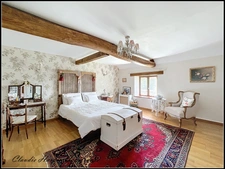 House for sale, 8 rooms, AIRVAULT (79) - 2769 m² plot - 5 bedrooms - pond - 288 m² living space
