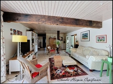 House for sale, 8 rooms, AIRVAULT (79) - 2769 m² plot - 5 bedrooms - pond - 288 m² living space
