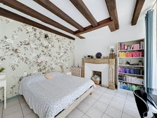 Maison à vendre 10 pièces PARTHENAY (79) - 306 m² - 6 ch - terrain 1496 m² - piscine 