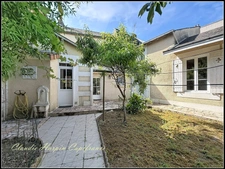 Maison à vendre 6 pièces PARTHENAY (79) - 4 Ch - parcelle d'environ 250 m² -proche centre ville