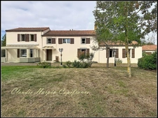Maison à vendre 8 pièces CHICHE (79) 6 chambres - terrain 6195 M²