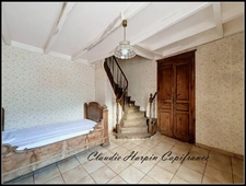 House for sale, 5 rooms, Mazières-en-Gâtine (79). Village house to renovate, plot approximately 323 m² / 2 possible dwellings