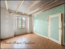 Maison à vendre 3 pièces VOUHE (79) environ 67 m² habitable, grandes dépendances - terrain 1147 m²