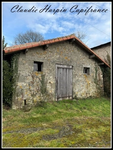 Maison à vendre 3 pièces VOUHE (79) environ 67 m² habitable, grandes dépendances - terrain 1147 m²
