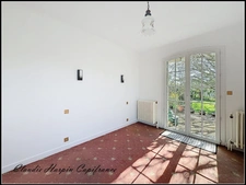 Maison à vendre 8 pièces  (79) CHATILLON-SUR-THOUET - 219 m² hab 4 à 6 ch - terrain environ 2500 m²