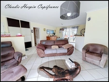Maison à vendre 5 pièces  (79200) PLAIN PIED sur parcelle d'environ 600 m² - 3 ch - grande pièce de vie, garage ...