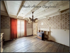 House for sale, 5 rooms, Mazières-en-Gâtine (79). Village house to renovate, plot approximately 323 m² / 2 possible dwellings