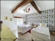 House for sale, 8 rooms, AIRVAULT (79) - 2769 m² plot - 5 bedrooms - pond - 288 m² living space