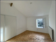 Dpt (79), for sale CLAVE: P6 house of 133.19 m² - 4 bedrooms - outbuildings - Land of 17 hectares, drilling