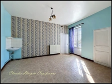 House for sale in PARTHENAY (79) - 6 rooms - 4 bedrooms - plot of approximately 250 m² - close to the town center