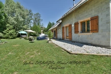 Maison T6 proche du lac à UBAYE SERRE PONCON (04)