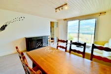 Savines-le-Lac – Appartement rénové avec vue imprenable sur le lac de Serre-Ponçon, balcon et terrasse plein sud