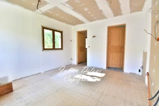 Crots – Maison à terminer avec deux appartements indépendants sur 2 821 m² de terrain