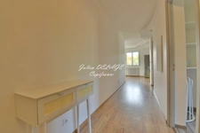 Gap – Appartement T3 rénové avec cave, proche du centre-ville et des lycées - Garage en SUS