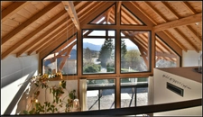 Rare à la vente, chalet d’architecte ouvert sur lac et montagnes sur Puy-Saint-Eusèbe (05)