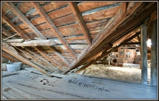 Bâtisse en pierre avec 97 m2 habitables et 600 m2 de potentiel, à LA ROCHE DE RAME (05)   