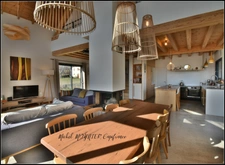 Rare à la vente, chalet d’architecte ouvert sur lac et montagnes sur Puy-Saint-Eusèbe (05)