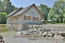 Maison T6 proche du lac à UBAYE SERRE PONCON (04)