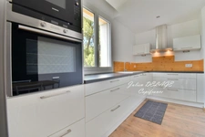 Gap – Appartement T3 rénové avec cave, proche du centre-ville et des lycées - Garage en SUS
