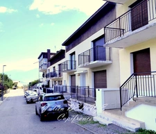 Savines-le-Lac – Appartement rénové avec vue imprenable sur le lac de Serre-Ponçon, balcon et terrasse plein sud