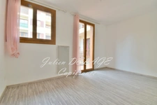 Appartement T4 proche de toutes commodités sur EMBRUN