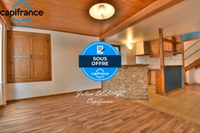 AUTHENTIQUE MAISON DE VILLAGE AU CŒUR D'EMBRUN – 2 CHAMBRES – CAVE & COMBLES