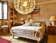 Joli appartement avec cour privative sur EMBRUN proche du centre ville (05)