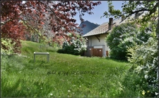 ✨ T3 dernier étage à Guillestre – vue montagne, 2 parkings, potentiel 80 m² au sol 🏔️☀️