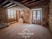 LORMES (Morvan) – Ancien hôtel particulier du XVIIIᵉ siècle – 780 m² de caractère à restaurer