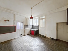 Maison de ville 64 m² – La Charité-sur-Loire (58) – Centre historique – Fort potentiel 