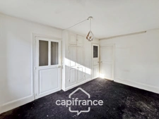 Maison de ville 64 m² – La Charité-sur-Loire (58) – Centre historique – Fort potentiel 