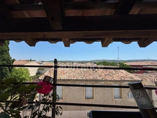 GIGEAN(34), À VENDRE MAISON DE VILLAGE RÉNOVÉE P4, SURFACE TOTALE 126 m2, TERRASSE 10 m2, GARAGE 26 m2, CENTRE VILLE