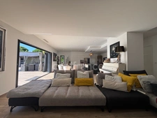 GRAU D'AGDE (34) FOR SALE CONTEMPORARY VILLA P6, HIGH-END SERVICES, NEAR THE SEA, QUIET AREA