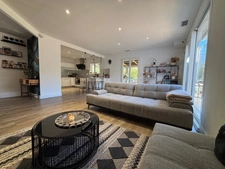 LE CRÈS(34), À VENDRE VILLA P5 DE 160 M2, PLAIN-PIED, TERRAIN 500 M2, SECTEUR CALME, PROCHE TRAMWAY ET TOUTES COMMODITÉS