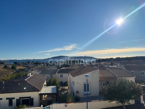 BALARUC-LES-BAINS(34), A VENDRE SURFACE TOTALE 110 M2, TERRAIN 372 M2, VUE SUR L'ETANG THAU, SECTEUR CALME