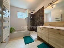 SAINT-BRÈS(34), À VENDRE MAISON PLAIN-PIED P5, SURFACE TOTALE 152 m2, 4 FACES, TERRAIN 931 m2, GARAGE 60 m2, PISCINE