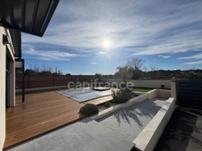 LUNEL (34), SOLD FURNISHED, CONTEMPORARY 4-BEDROOM VILLA, HIGH-END AMENITIES, SWIMMING POOL, QUIET AREA