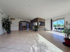 SAINT-BRÈS(34), À VENDRE MAISON PLAIN-PIED P5, SURFACE TOTALE 152 m2, 4 FACES, TERRAIN 931 m2, GARAGE 60 m2, PISCINE