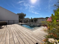 LE CRÈS (34), À VENDRE VILLA P5 DE 160 M², PLAIN-PIED, TERRAIN 500 M², SECTEUR CALME, PROCHE TRAMWAY ET TOUTES COMMODITÉS