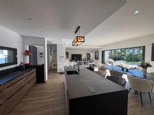 GRAU D'AGDE (34) FOR SALE CONTEMPORARY VILLA P6, HIGH-END SERVICES, NEAR THE SEA, QUIET AREA